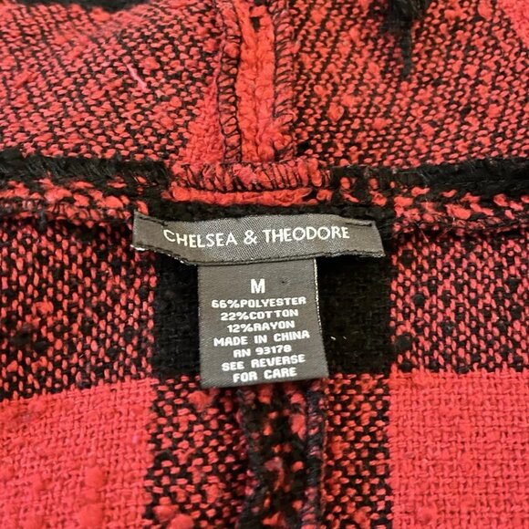 Chelsea And Theodore Women’s Sleeveless Cardigan Sweater Red And Black Fringe - Picture 2 of 8